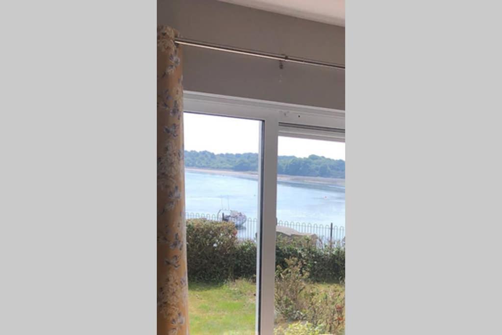 Oyster Bay Apartment *